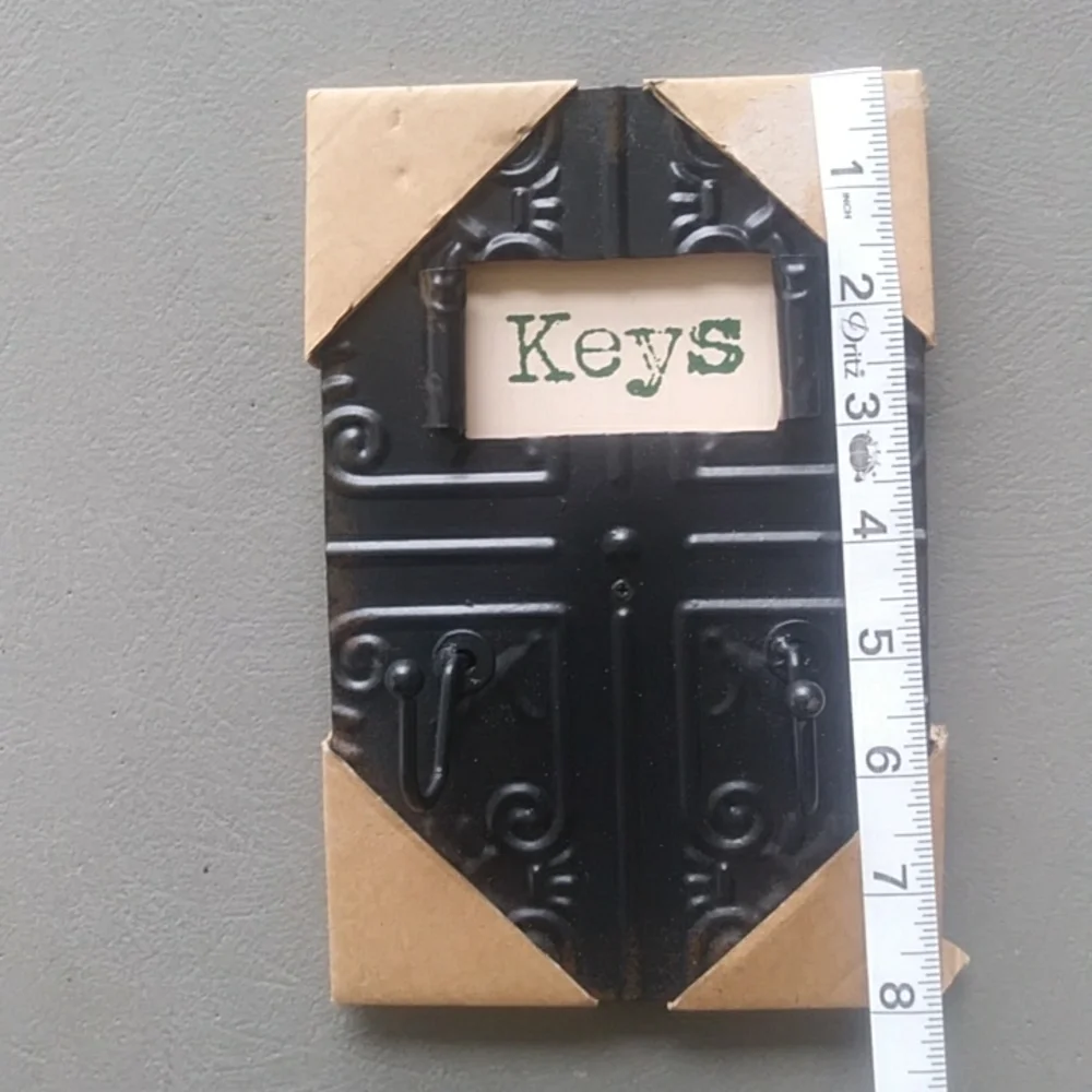 Black Keys Wall Hanging Decor